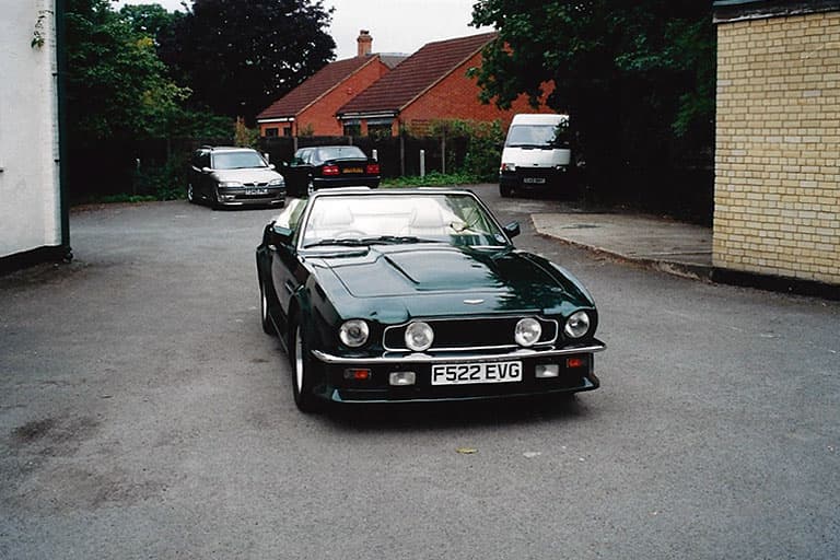 V8_Vantage_Volante--01