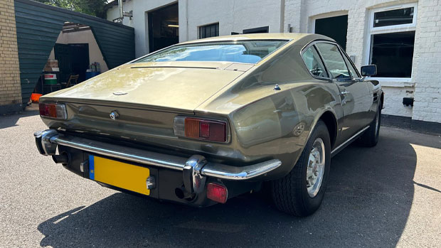 Aston Martin 1977 V8